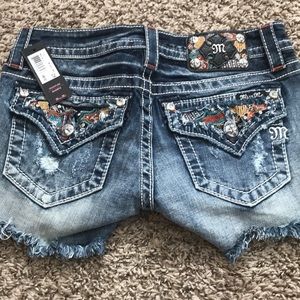Miss Me size 26 shorts